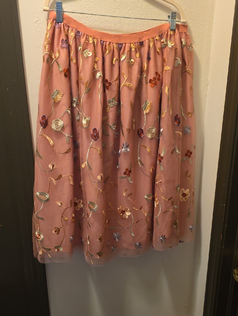 Dusty Rose  Embroidered Tulle Midi Skirt XXL NWT